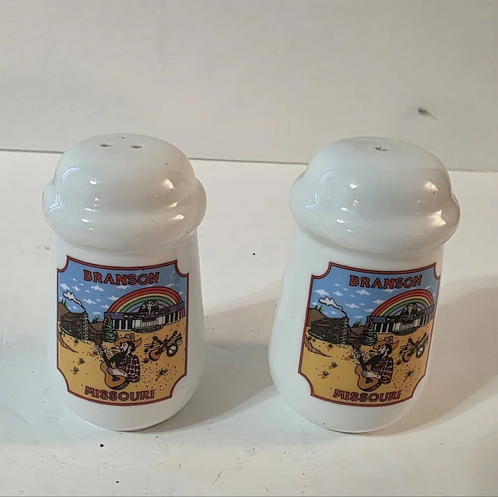 Branson Missouri Souviner Salt Pepper Shakers